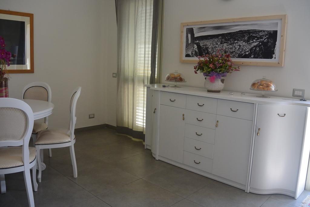 Le Signorine Bed and Breakfast Cava dʼAliga Εξωτερικό φωτογραφία