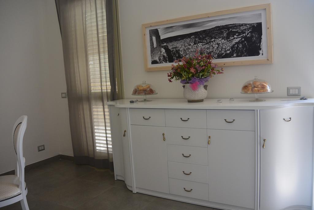 Le Signorine Bed and Breakfast Cava dʼAliga Εξωτερικό φωτογραφία
